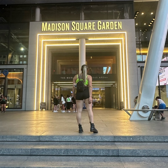 CASSIE IS LIVE TUESDAY-SUNDAY ♠️♥️♠️♥️♠️ - Picture 6 of 8